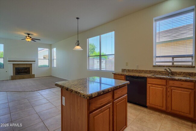 Foto del edificio - 6586 W Oraibi Dr