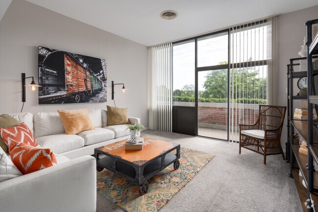 1 dormitorio, 1 baño - 625 pies cuadrados - Sala de estar - Bridgeview