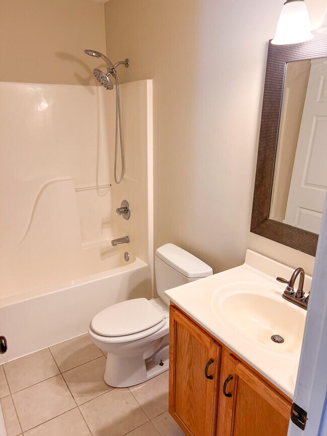 Foto del edificio - 1234 Evergreen Cir