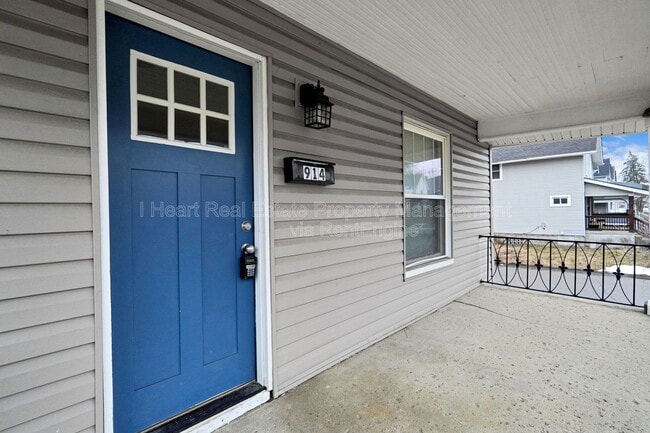 Foto del edificio - 914 Ellsworth Ave