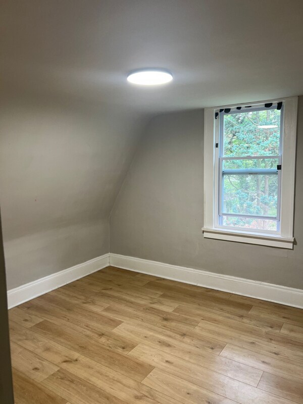 Foto del edificio - 14426 Elm St