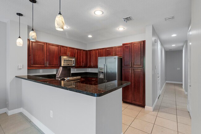 Foto del edificio - 3238 SW 16th Terrace