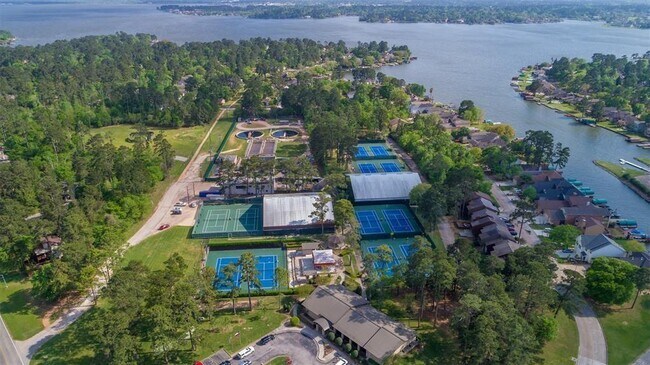 Building Photo - 12900 Walden Rd