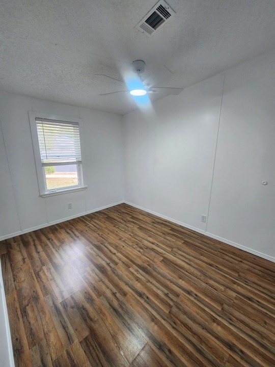 Foto del edificio - 10322 Andre Blvd