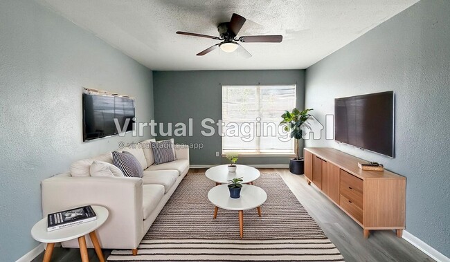Building Photo - Kentwood Apartments