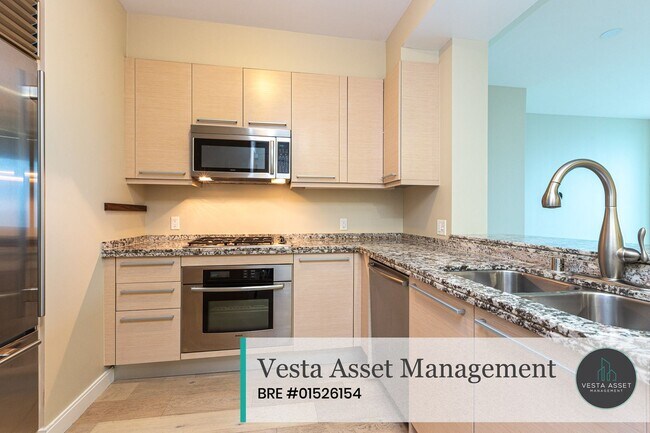 Foto del edificio - Luxurious High-Rise Living with Iconic San Francisco Views