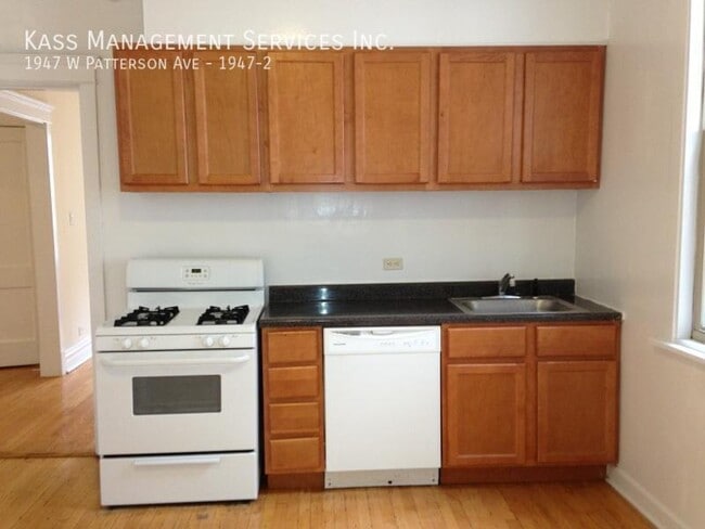 Photo - 1947 W Patterson Ave Apartment