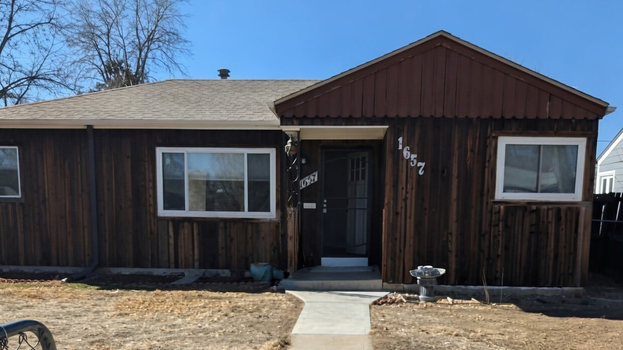 Photo - 1657 N Moline St (Aurora, CO)