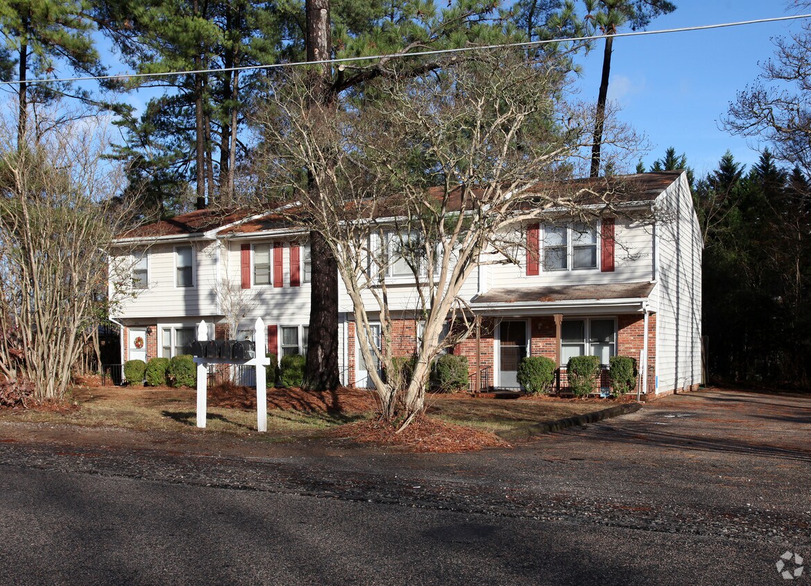 Primary Photo - 4910-4916 Memory Rd