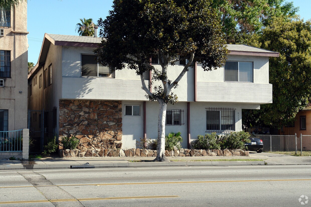 Building Photo - 4115 W Century Blvd