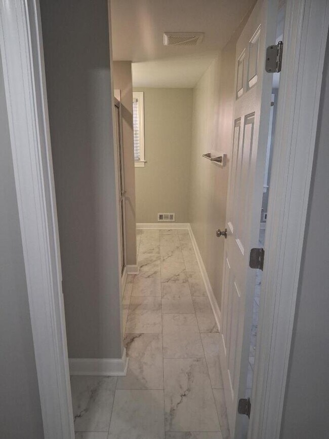 Foto del edificio - 3 Bedroom 2 Bath