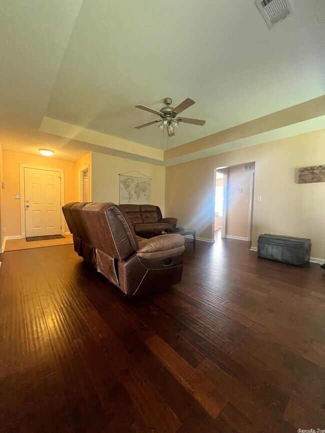 Foto del edificio - 313 Lamplighter Dr