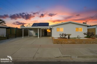 Building Photo - 4996 Triana St