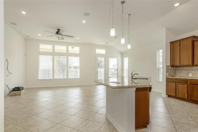 Foto del edificio - 16402 Lanesborough Dr