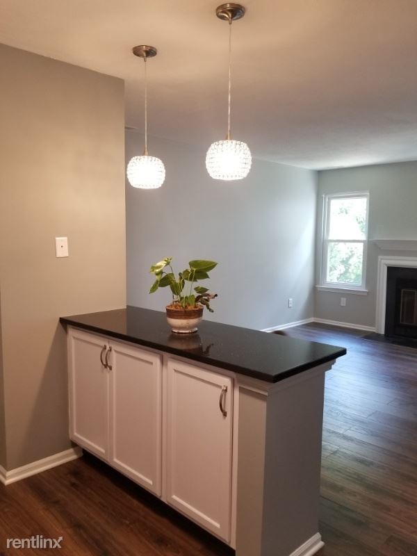 Building Photo - 2 br, 2 bath Condo - 608 Diamond Dr