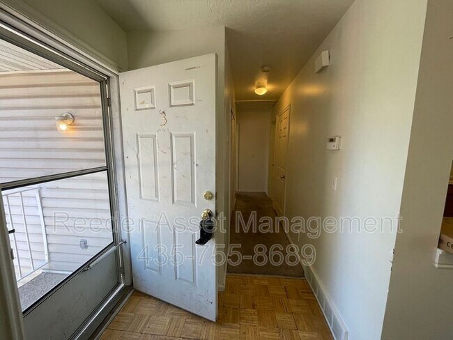 Building Photo - 242 N Harrisville Rd
