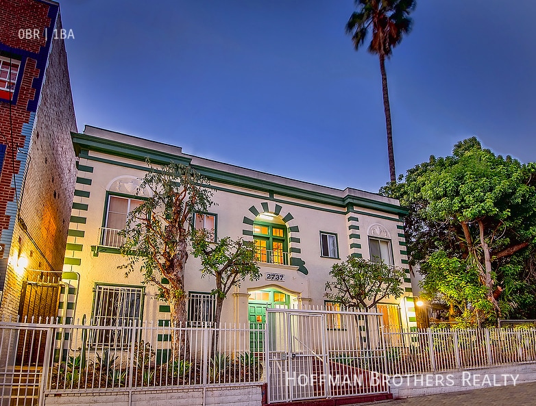 Building Photo - 2743 San Marino St