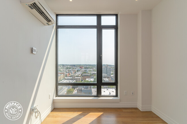 Building Photo - 258 Knickerbocker Ave