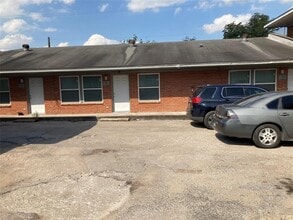 Building Photo - 5130 Chapman St