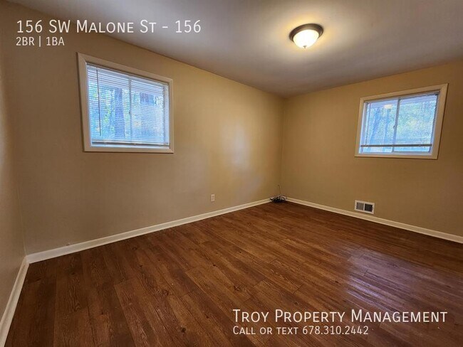 Foto del edificio - 156 SW Malone St