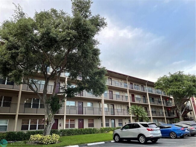 Foto del edificio - 850 SW 133rd Terrace
