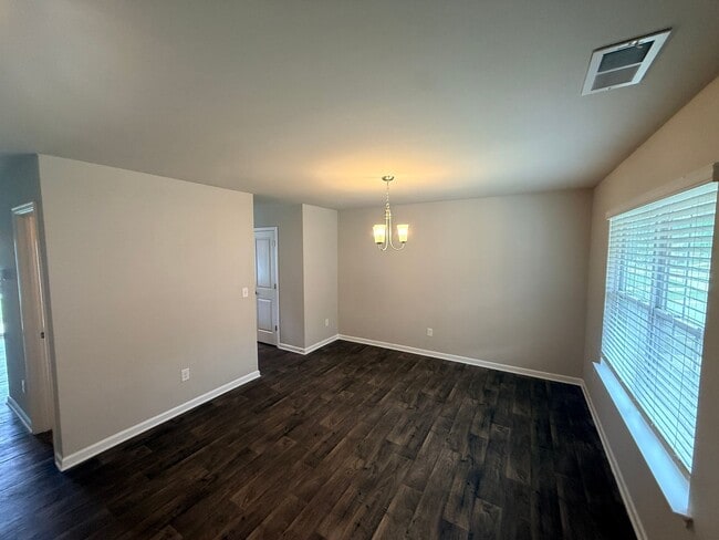 Foto del edificio - 508 Elmwood Pond Ct