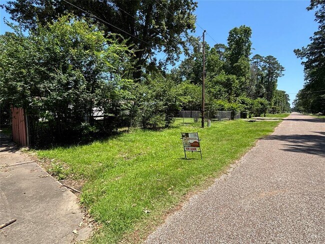 Foto del edificio - 133 Cherokee Ln