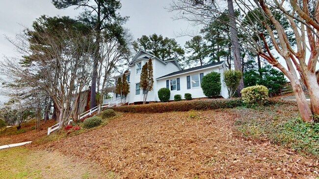 Foto del edificio - Gorgeously updated 3 bedroom / 2.5 bathroo...