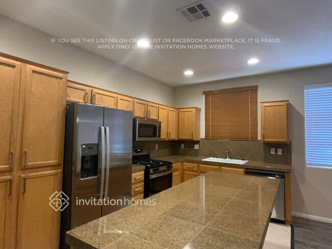 Foto del edificio - 1296 Cornet St