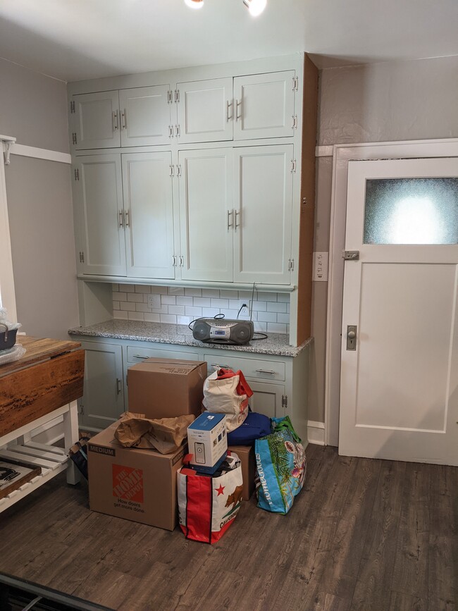 Foto del edificio - 2574 N 70th St