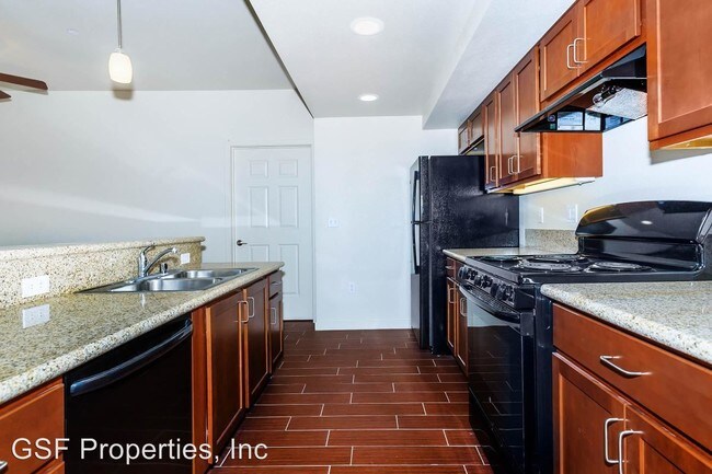 Building Photo - 2 br, 2 bath Apartment - 2255 S. Plumas St.