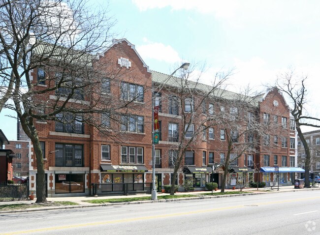Foto del edificio - 7001-7013 N Sheridan Rd