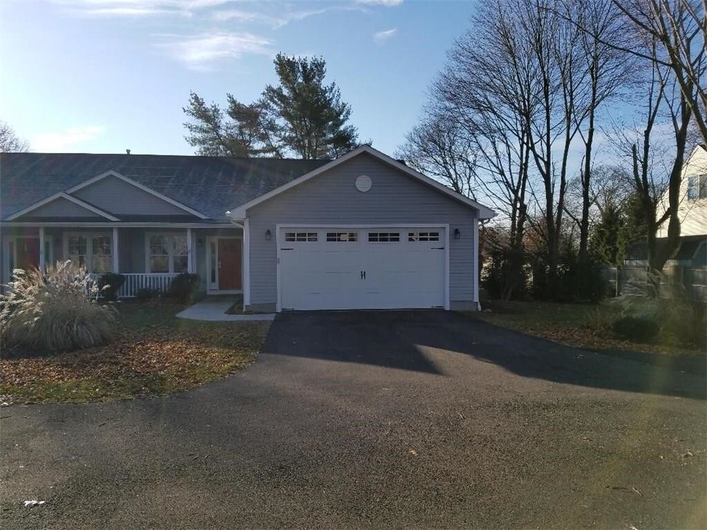 8 Mettatuxet Rd, Narragansett, RI 02882 Condo for Rent in