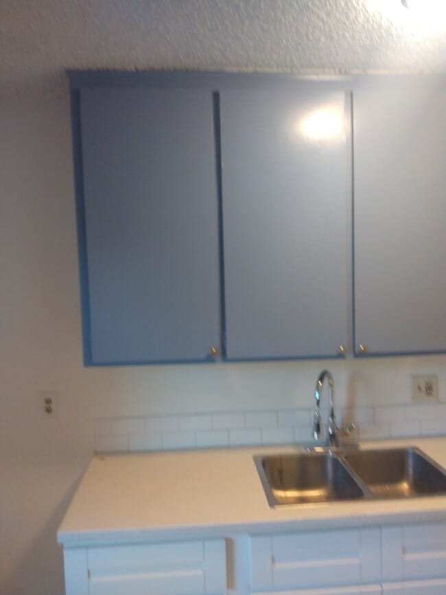 Foto del edificio - 7722 Chapman Ave