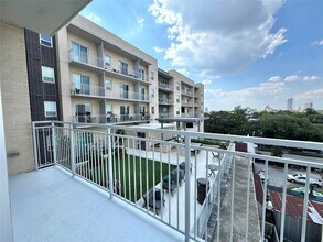 Building Photo - 3120 Smith St