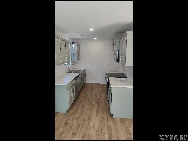 Building Photo - 1350 N Parker St