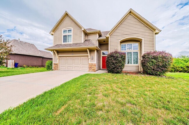 Building Photo - Please View 3D Virtual Walk-Through Before Scheduling a Showing