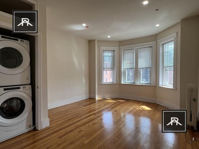 3 bedroom in Allston MA 02134 - 3 bedroom in Allston MA 02134 Apartment