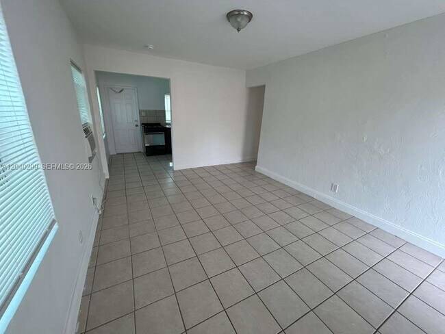 Foto del edificio - 2316 Madison St