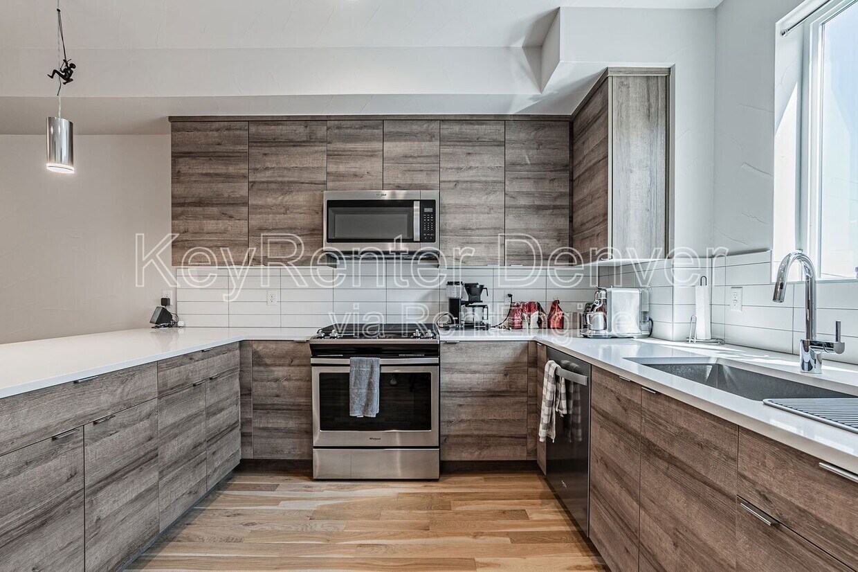 Foto principal - 1826 Irving St