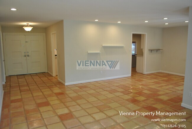 Building Photo - 1840 Shelfield Dr