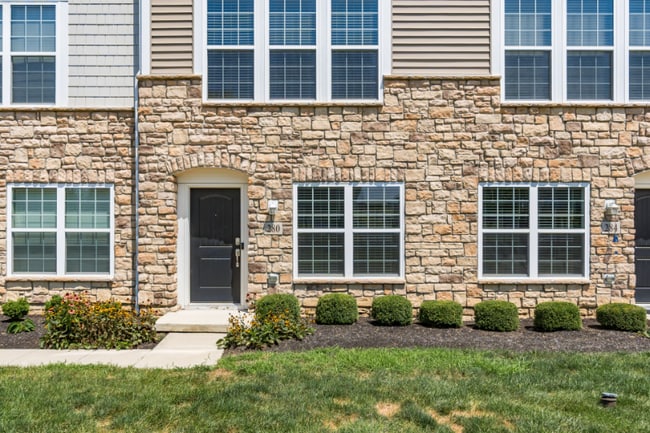 Building Photo - 280 Autumn Ridge Cir