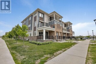 Building Photo - 251 Zenith Private