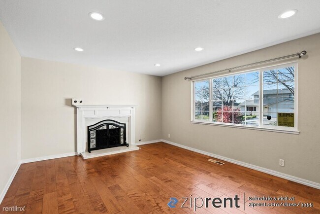 Foto del edificio - 4 br, 2.5 bath House - 3504 Madrid Dr, San...