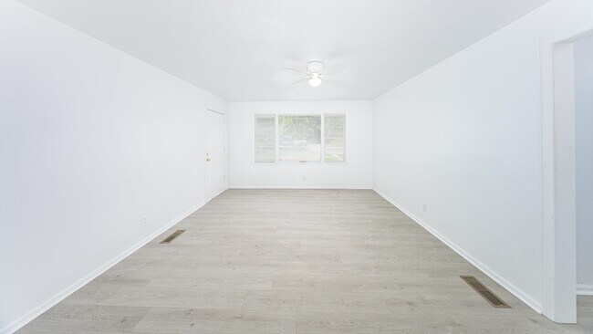Building Photo - 1637 Atkamire Dr