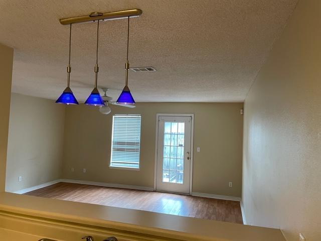 Foto del edificio - 495 Keystone Rd