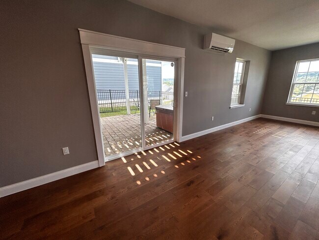 Foto del edificio - 4 Southern Way Ln