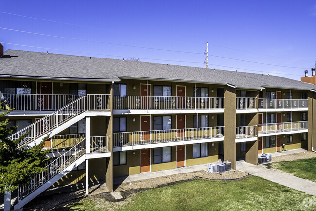 Building Photo - Cedar Lakes Apartments