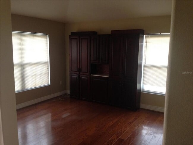 Building Photo - 1680 Evergreen Ct