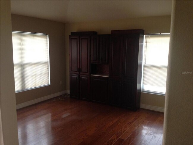 Foto del edificio - 1680 Evergreen Ct